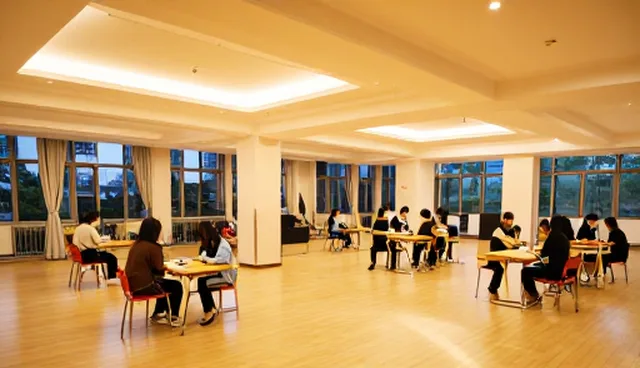 素质拓展课程包如何提升学生发展,优化适用条件
